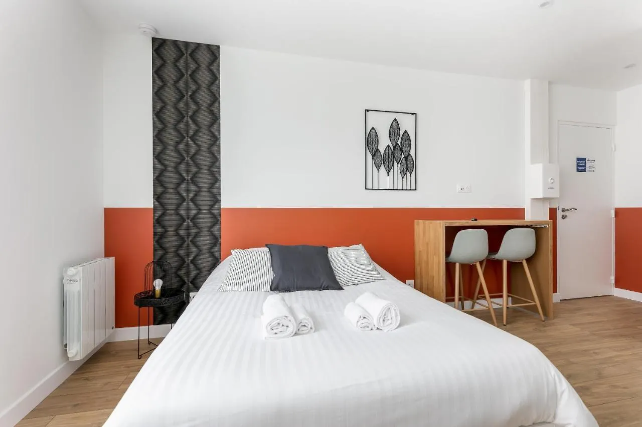 Du - Superbe Studio Tout Neuf, 2E Etage En Hypercentre Et Tramway Brest France